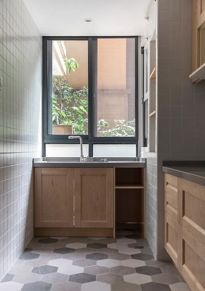 溫婉日雜風(fēng)丨開放廚房不會裝?看看他家“和風(fēng)食堂”