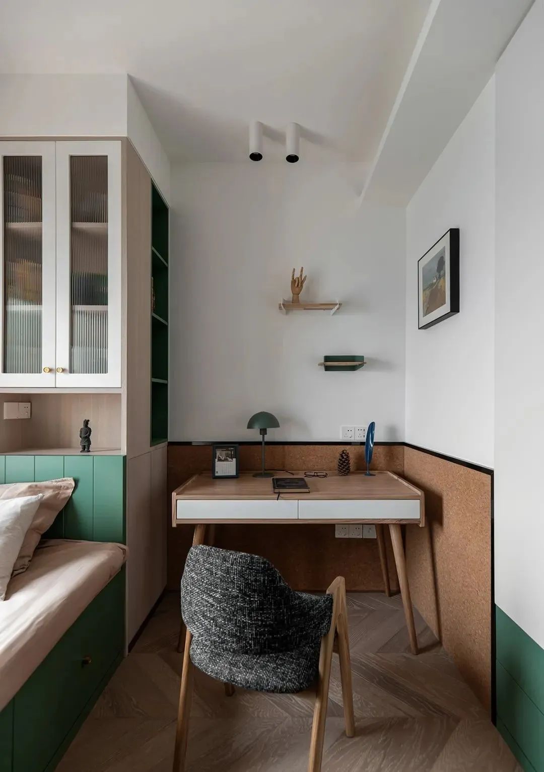 空間塑成彩色積木，只為滿足二位公主的少女心