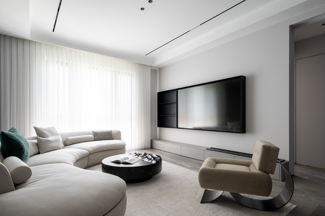 極致色彩丨黑白灰奏響主基調(diào)，在純粹中探索極簡(jiǎn)之美