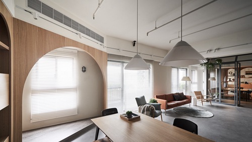 打通兩套房，竟是為了孩子的游樂(lè)場(chǎng)，當(dāng)代家庭“幼兒園”