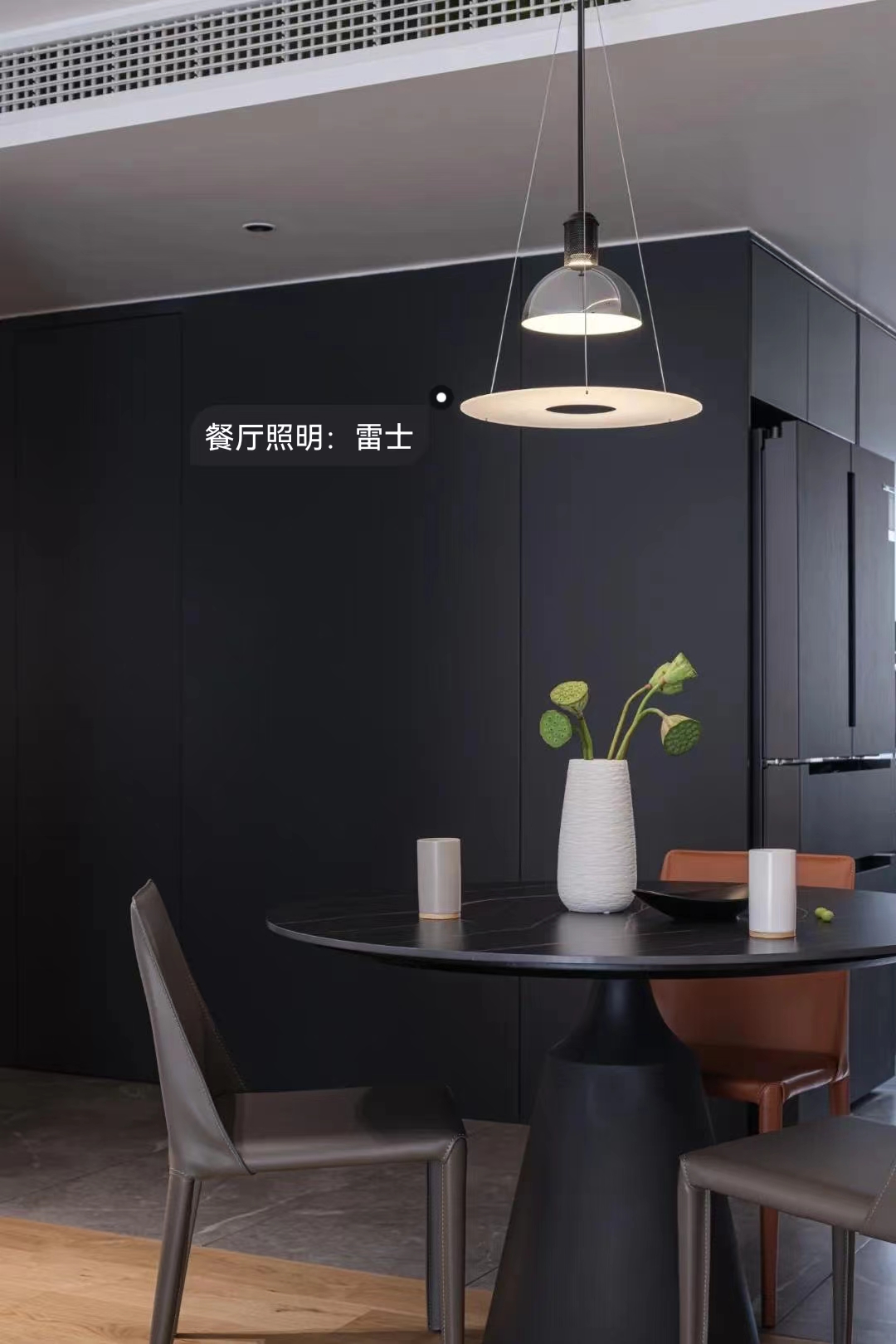 空間規劃師丨色彩層次映射功能變化，刪繁就簡的輕盈自宅