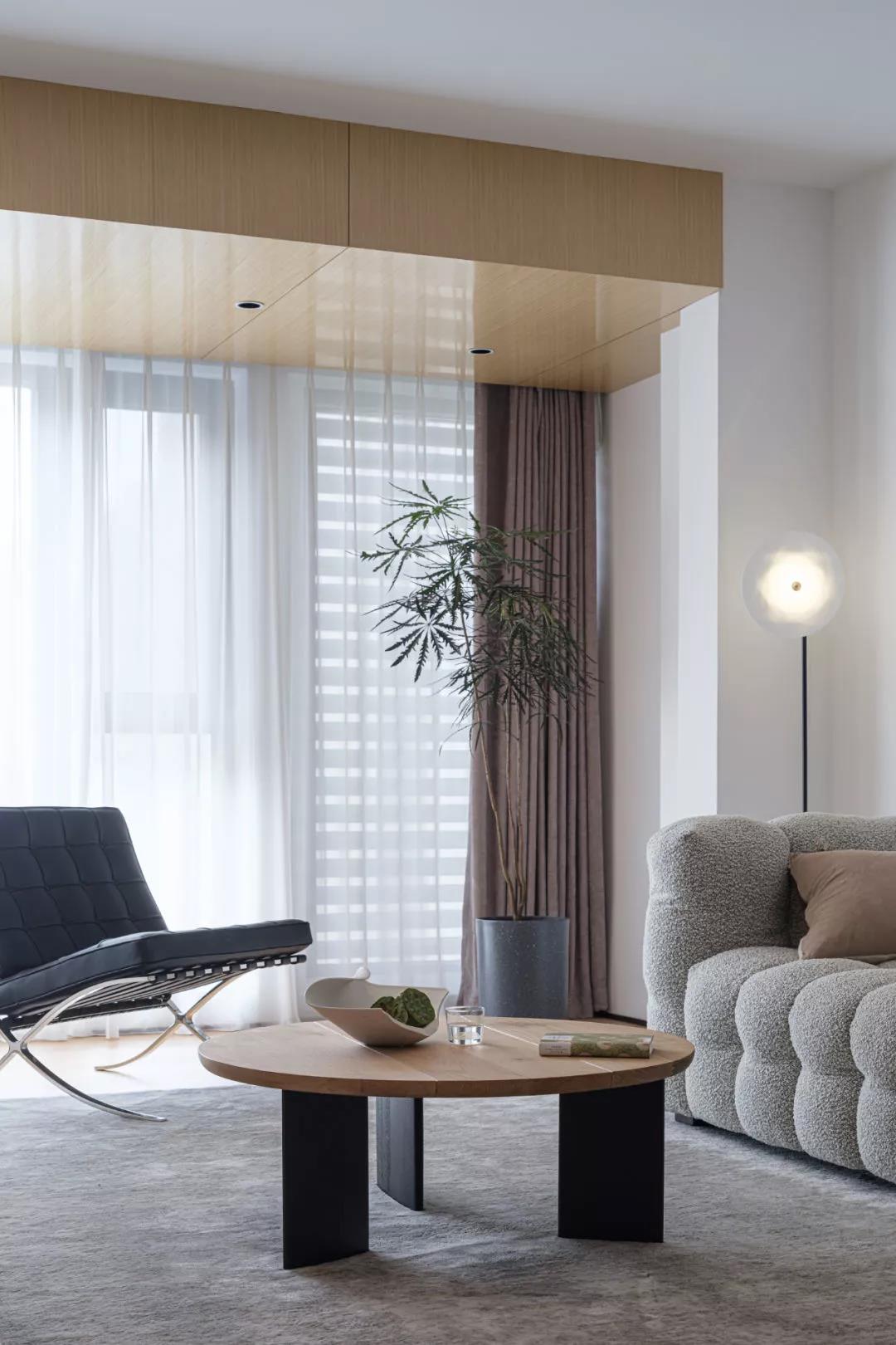 空間規劃師丨色彩層次映射功能變化，刪繁就簡的輕盈自宅