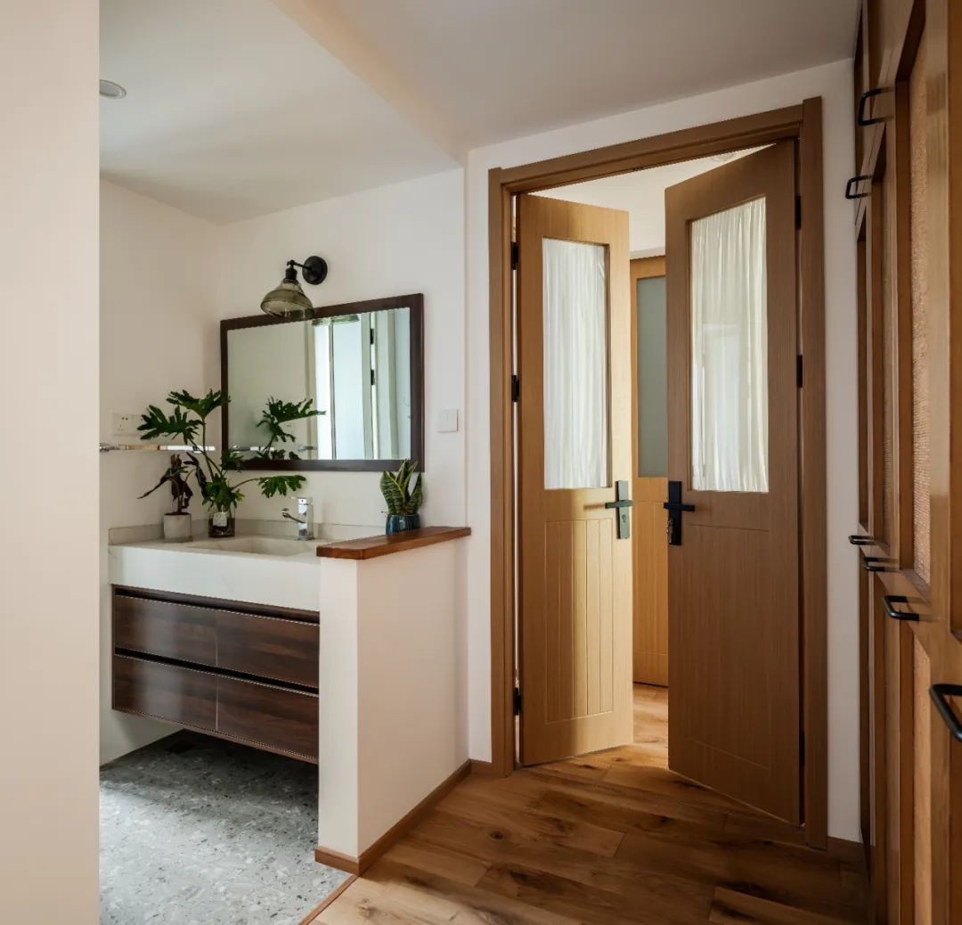 空間規劃師丨色彩層次映射功能變化，刪繁就簡的輕盈自宅