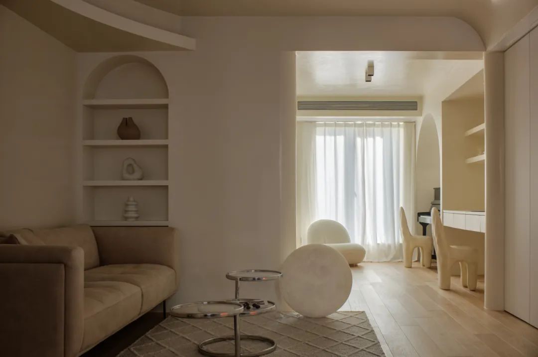 溫潤奶油風~無用隔墻應拆盡拆，宅家盡享“日月同輝”