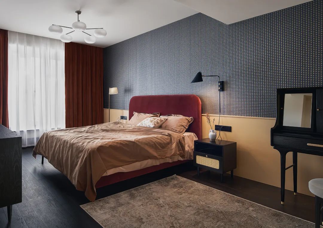 復古風可以有多存粹？中古家具+經典撞色，一鍵穿越