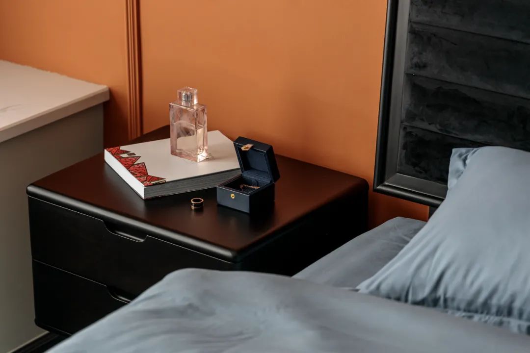 她家國潮『故宮紅』深邃端莊高級感爆棚！