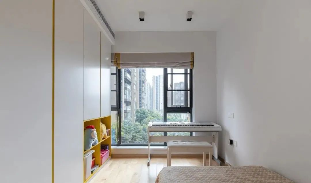 電影里走出のMUJI風自用宅，家庭閱讀區(qū)+強收納，快抄作業(yè)~