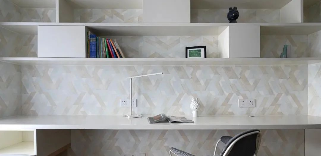 留學夫妻曝光居家日常，這套隱藏式“收納巨獸”藏不住了