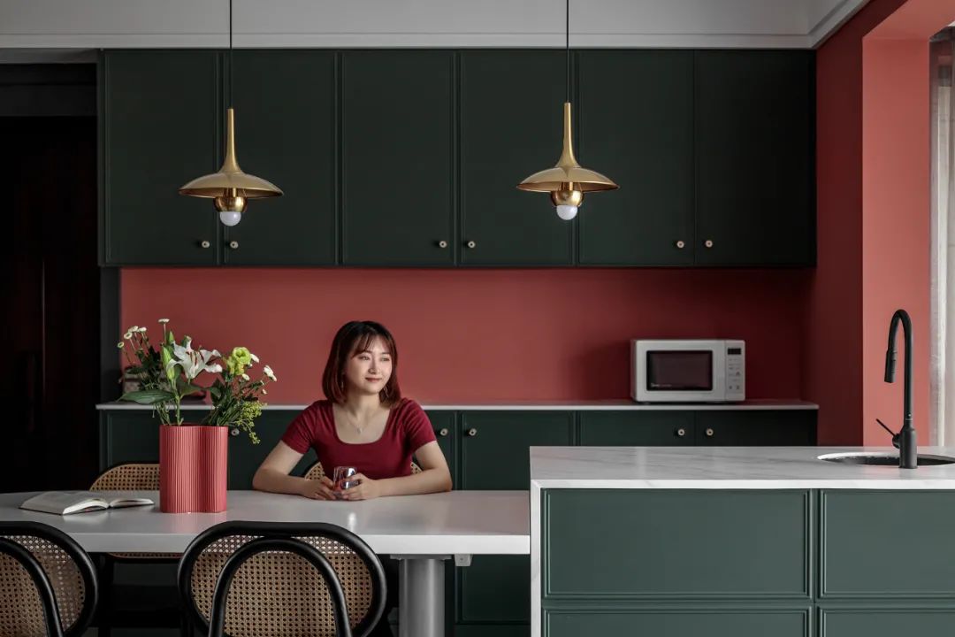 她家國潮『故宮紅』深邃端莊高級感爆棚！