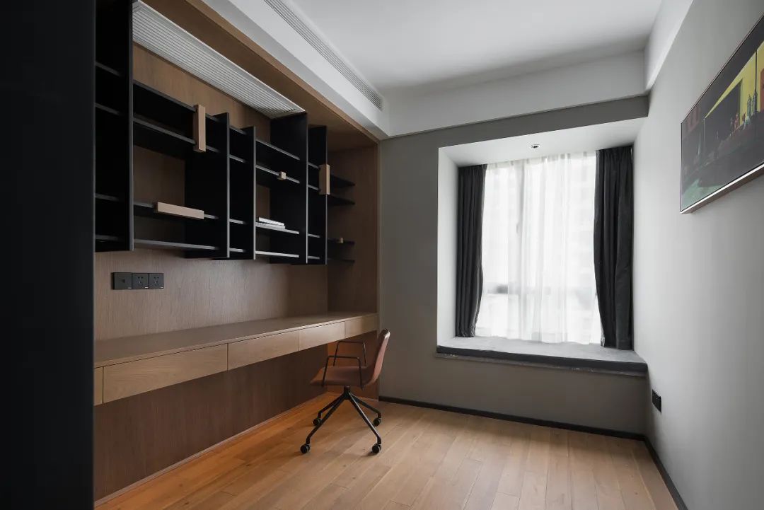 一家5口如何審美一致？他家刷成愛(ài)馬仕橙，房?jī)r(jià)都漲了