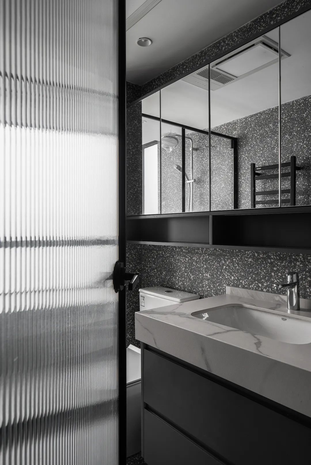 一家5口如何審美一致？他家刷成愛(ài)馬仕橙，房?jī)r(jià)都漲了