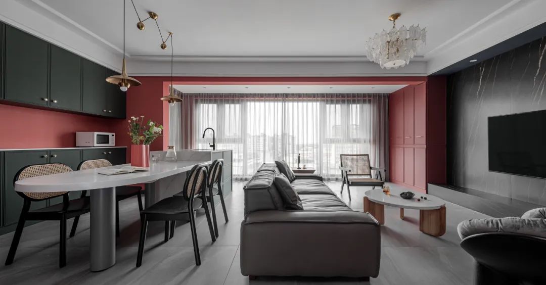 她家國潮『故宮紅』深邃端莊高級感爆棚！