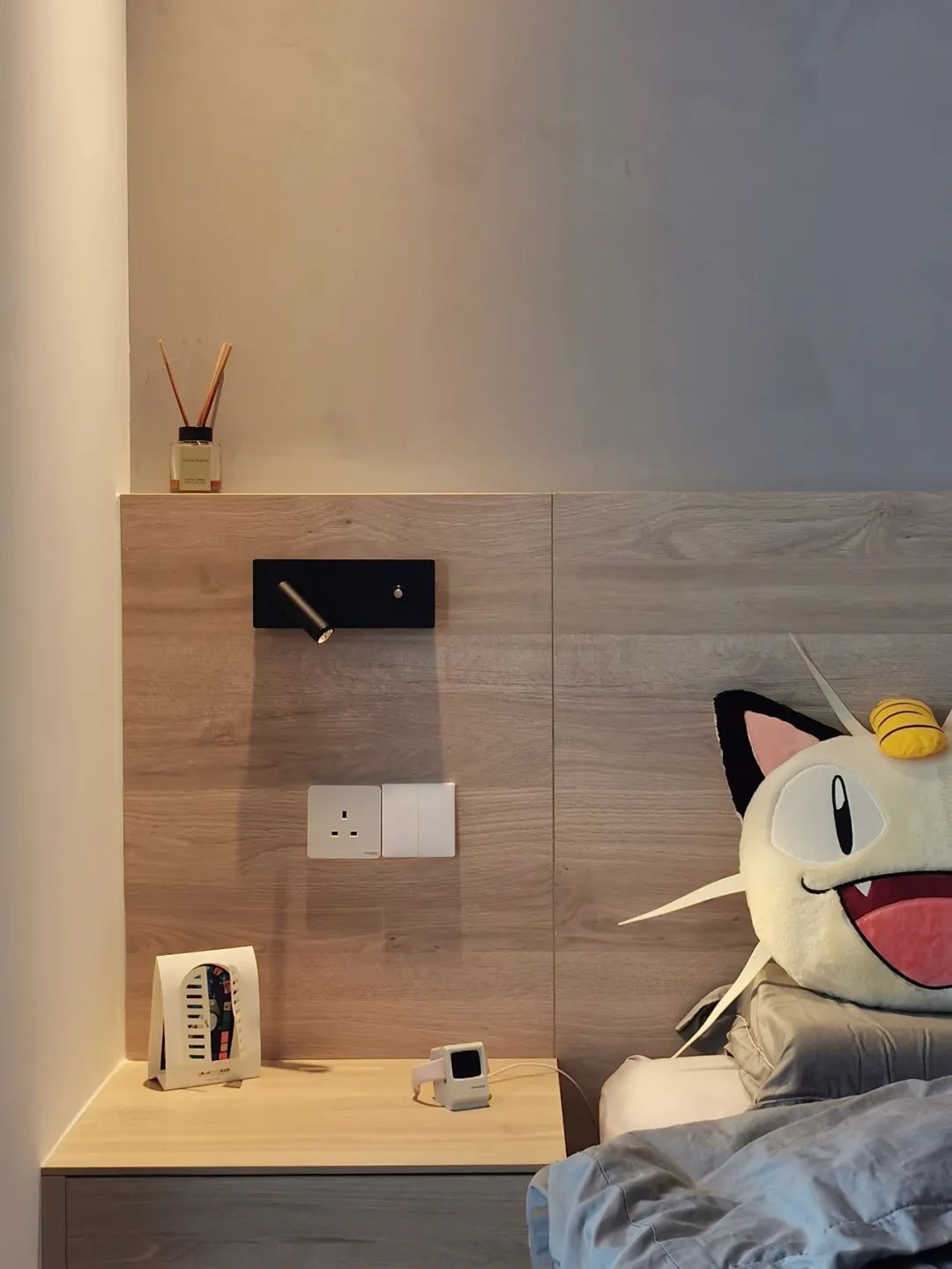 入戶新思路丨島臺代替玄關柜，把通透做到極致