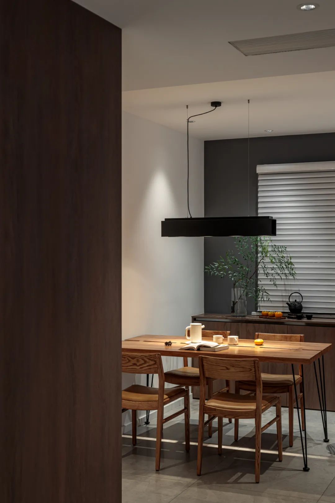 輕侘寂丨超大玄關，榻榻米陽臺，小資慢生活的靜謐空間