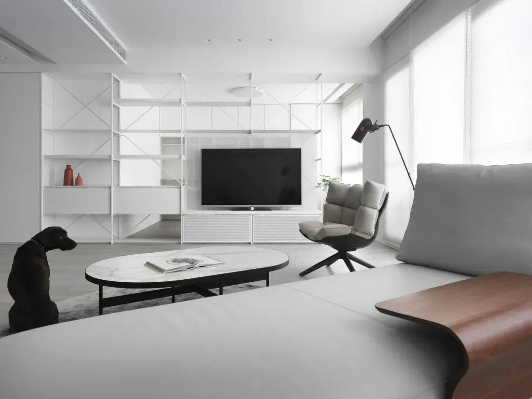 90后律師的“白富美”家，黑白灰變奏曲，美到DNA都動了