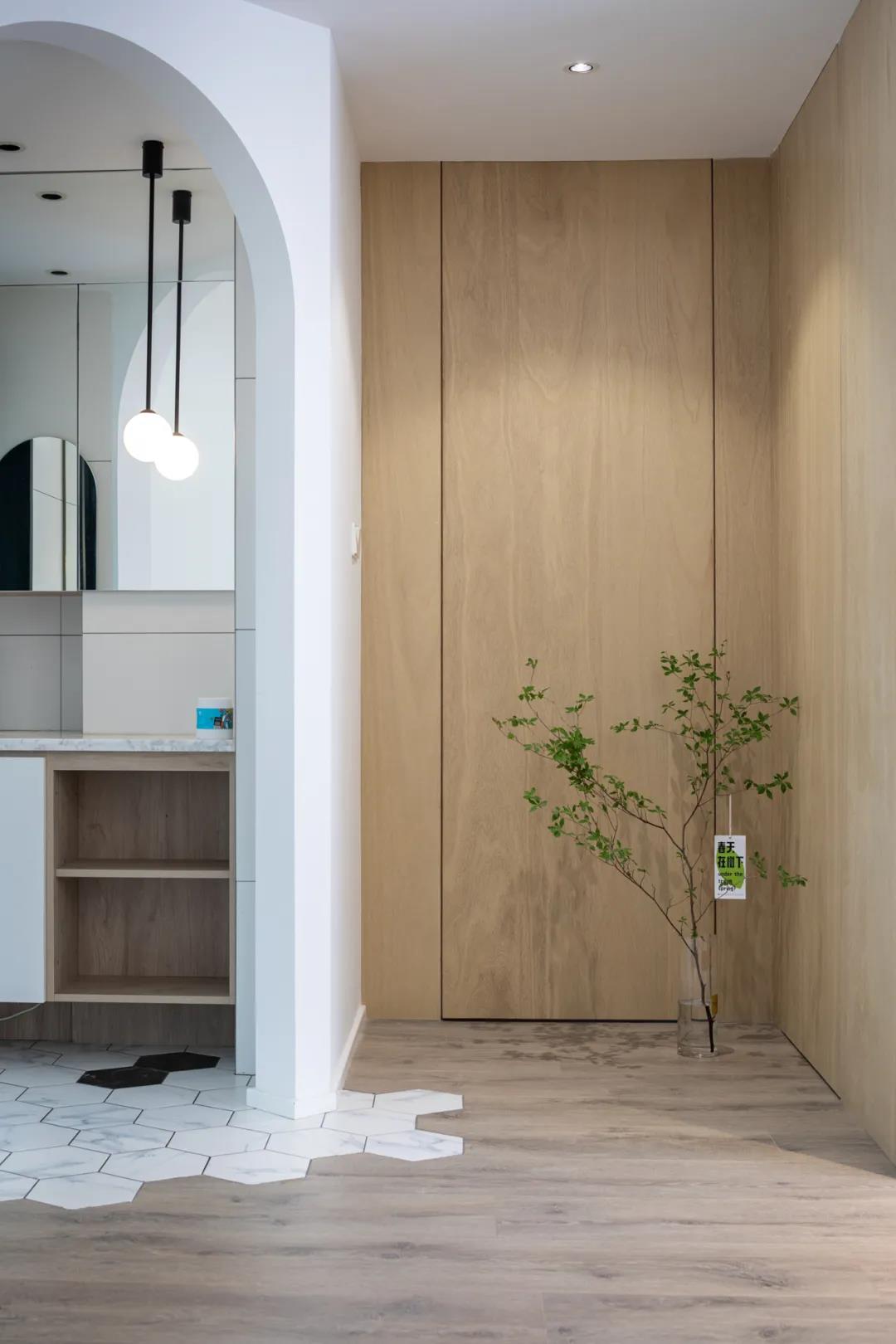 抗疫夫妻純凈生活！89㎡花15萬(wàn)裝出“白日夢(mèng)想家”