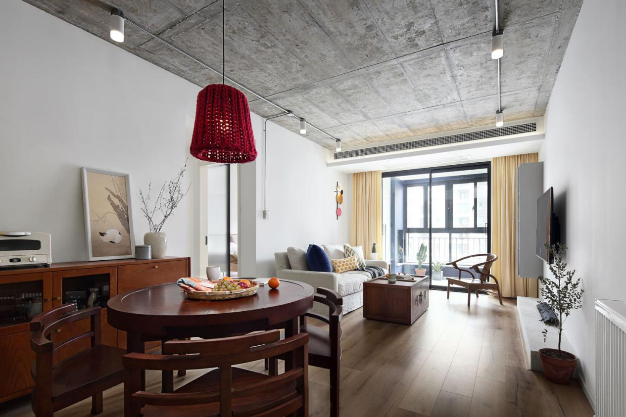 只有老人喜歡新中式？新婚小兩口隱居山水之間