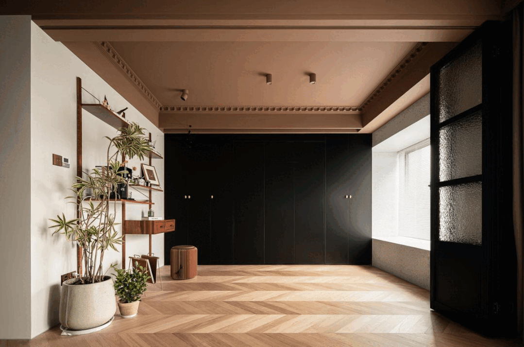 「屋主專訪」多功能房＋復(fù)古懷舊色，給家畫了個“減齡妝” 