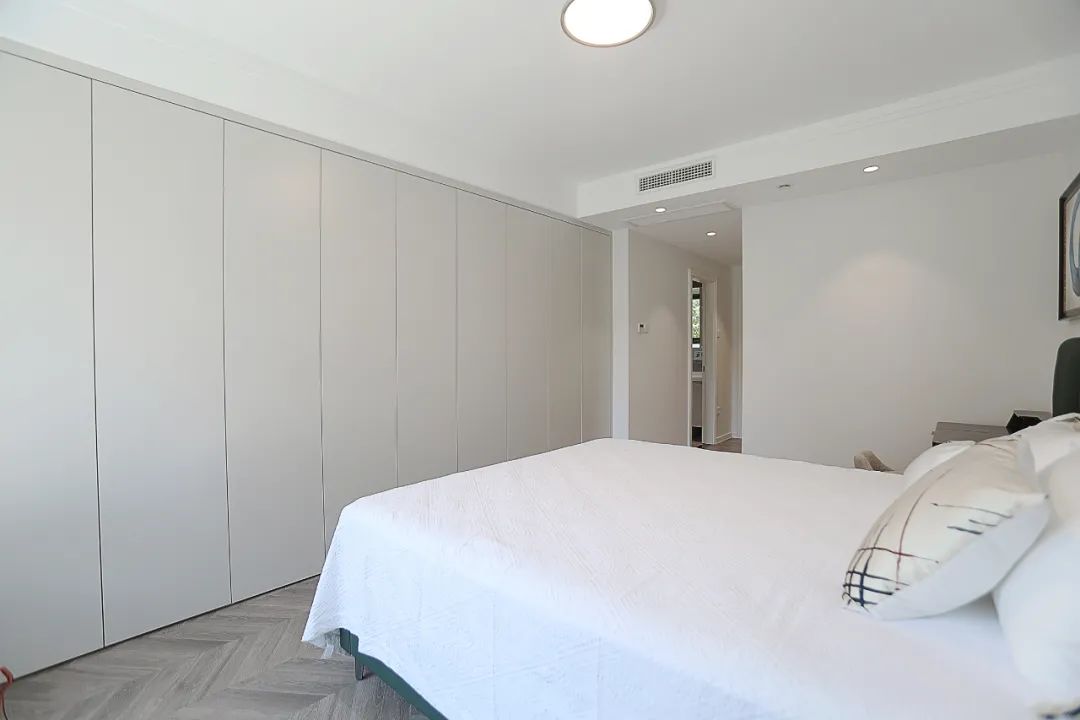 爆改130平大三居，養娃還能空無一物？無中生有衣帽間救了我！ 