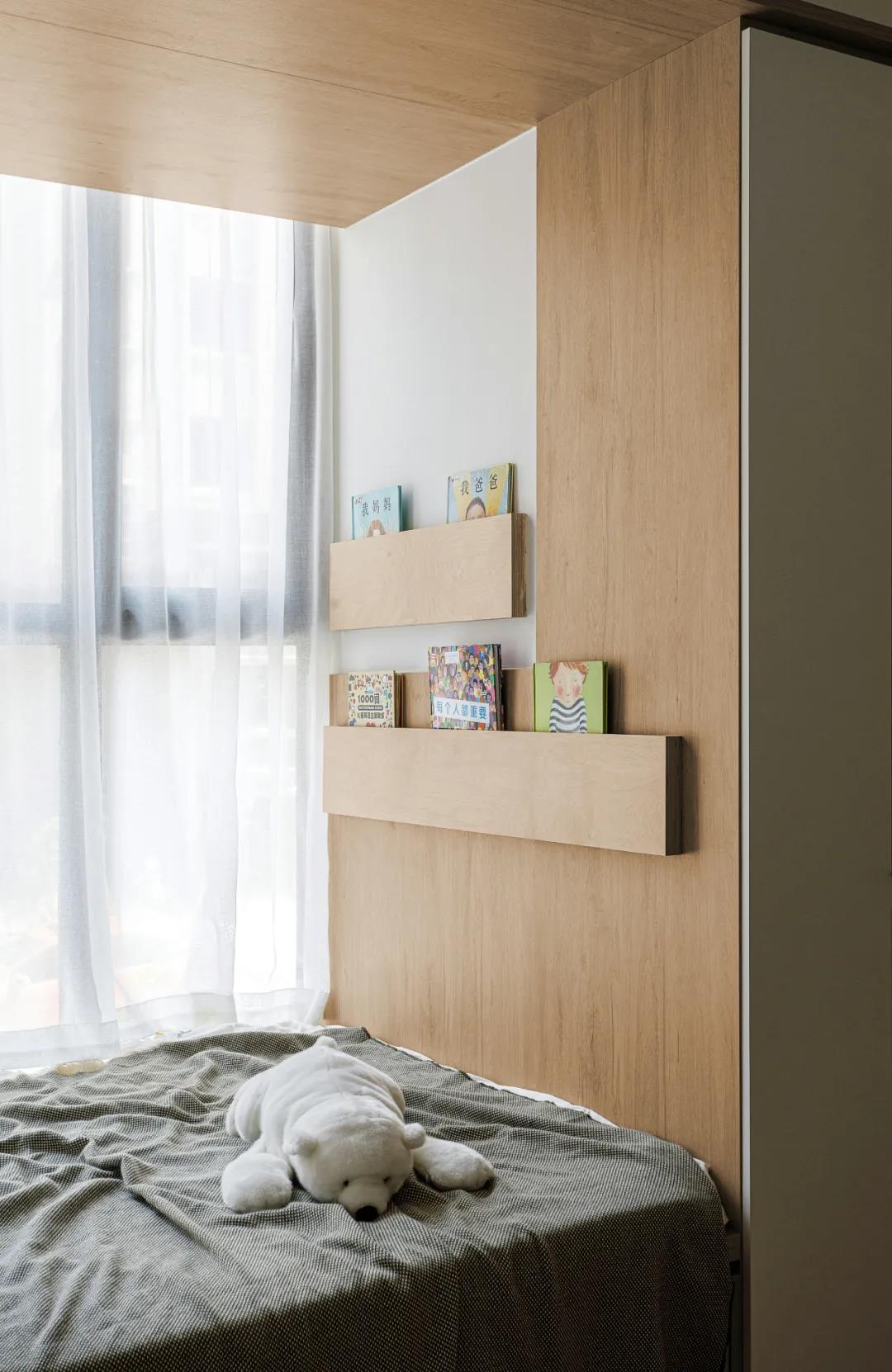 新宅巧設計，小3房「暗色變奏曲」完美詮釋less is more 