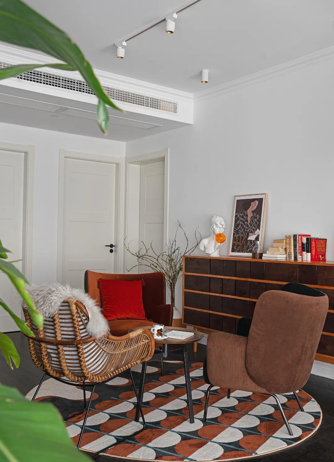 美觀又實用130㎡浪漫復古小3居，混搭式教科書	