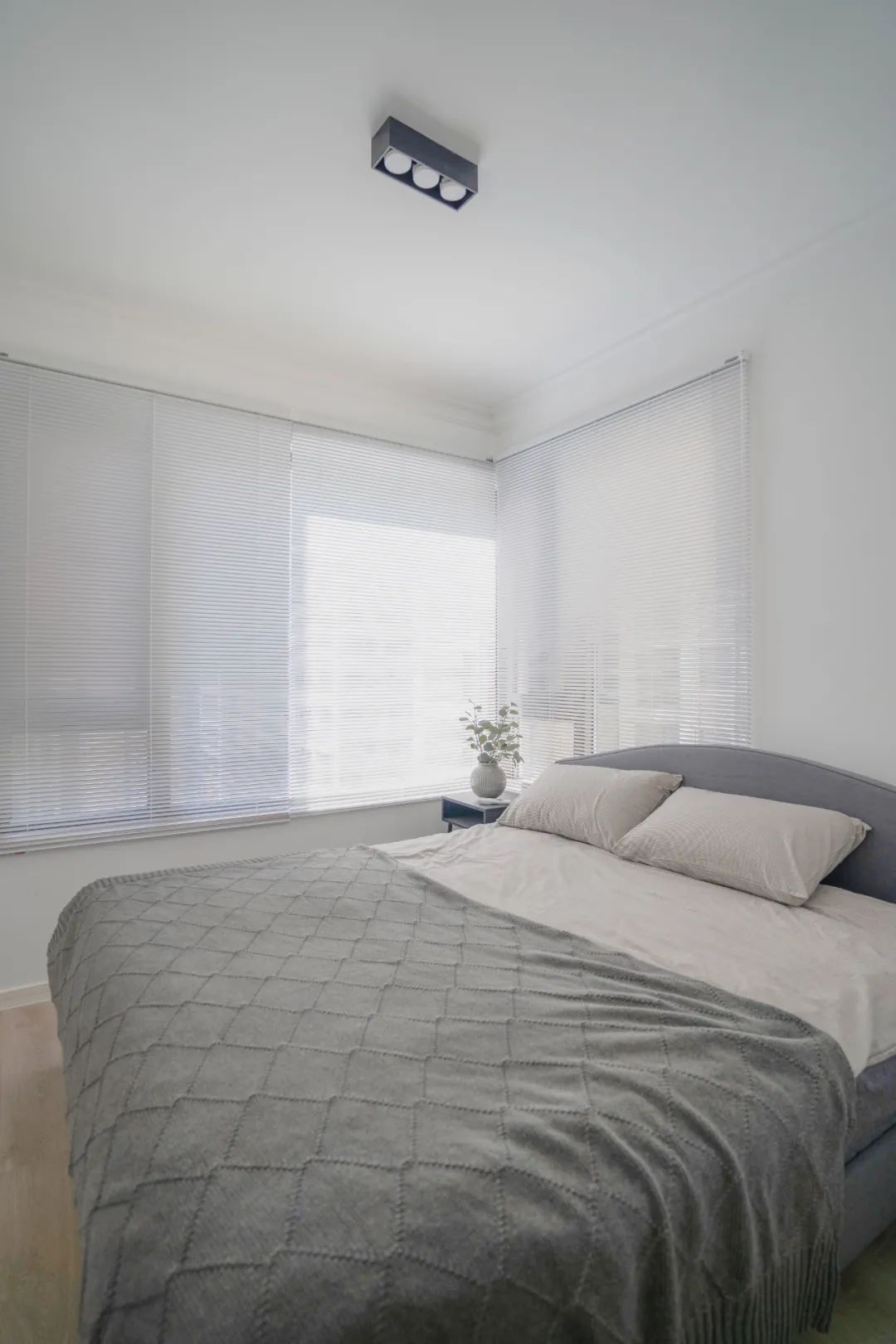 如何打造奶油風(fēng)？看完成都小夫妻的婚房get了！	