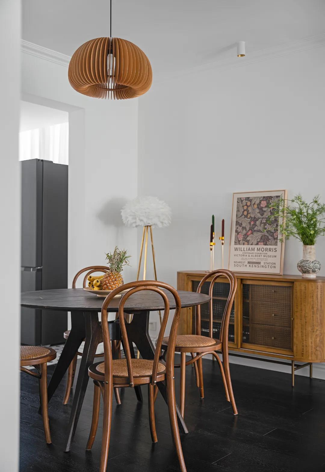 美觀又實用130㎡浪漫復古小3居，混搭式教科書	