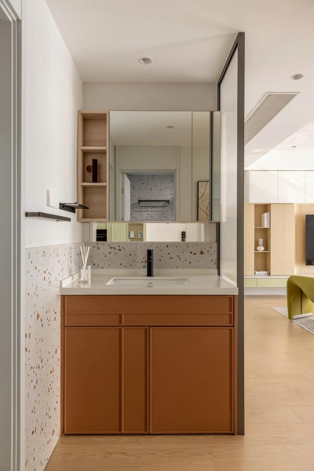 顏值爆表の107㎡婚房，邀三兩朋友來家聚會倍有面子	