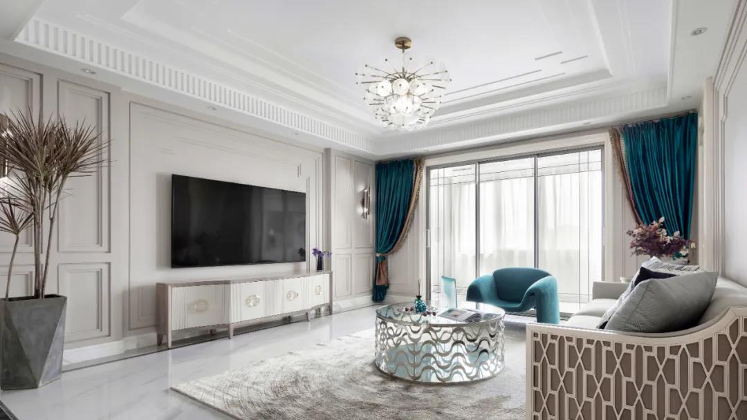 老氣精裝房變身「奢華大宅」，讓人羨慕的顏值天花板！