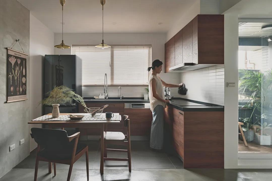 90后小兩口把日式溫泉搬回家，大別墅都不香了！ 