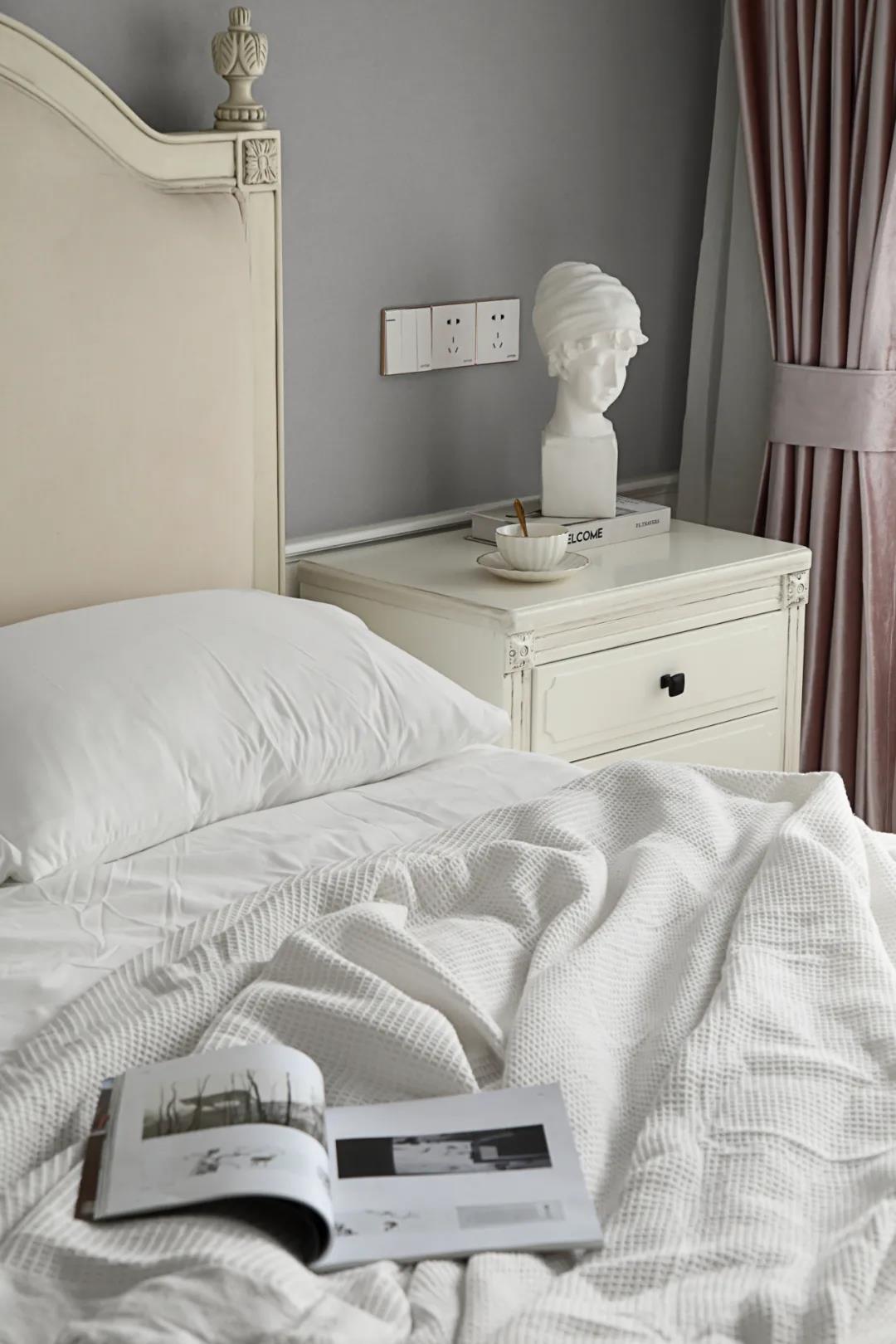 老破小變身浪漫藝術館，一步一景，下班就想奔回家～	