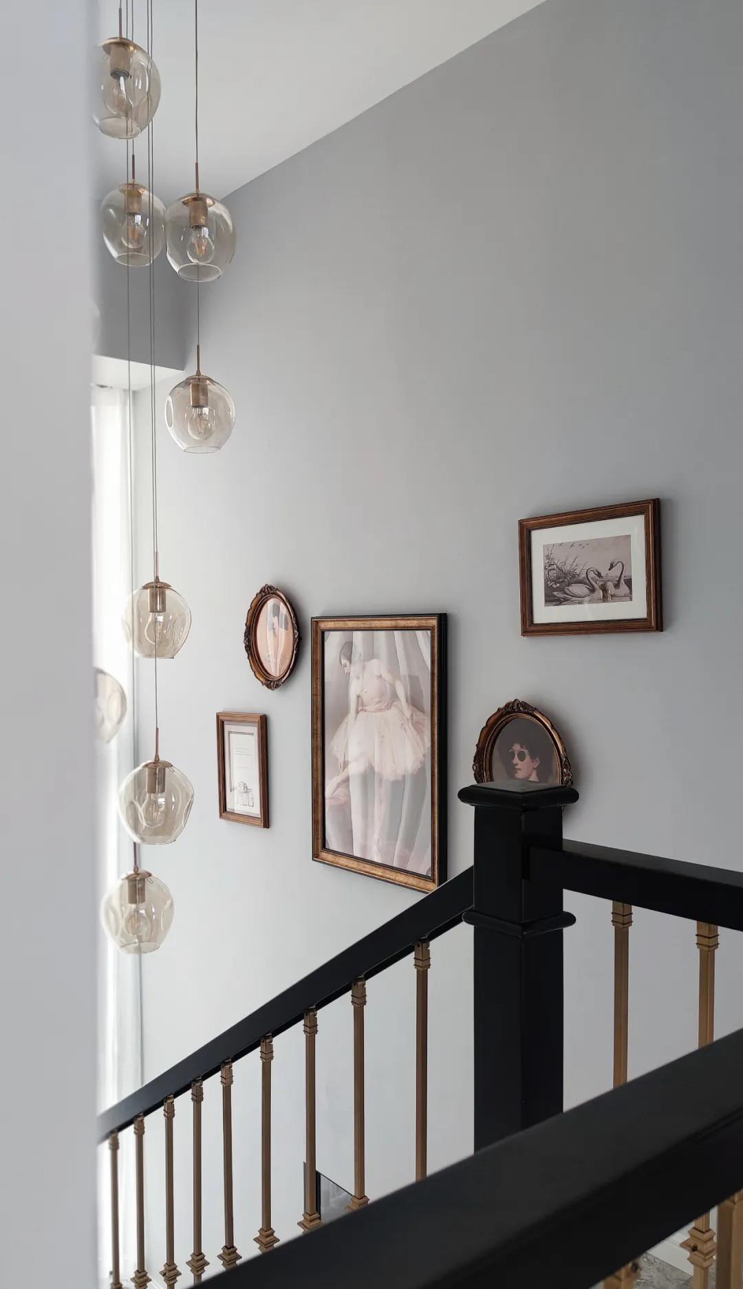 獨立套間、休閑書吧、頂樓陽臺，這個復式房超全能！