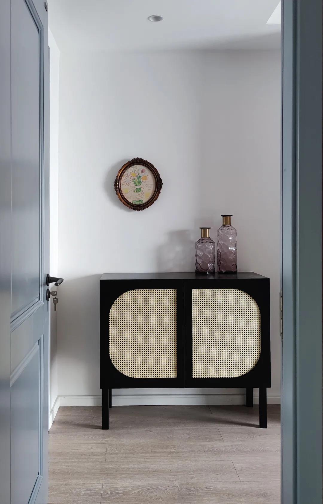 獨立套間、休閑書吧、頂樓陽臺，這個復式房超全能！