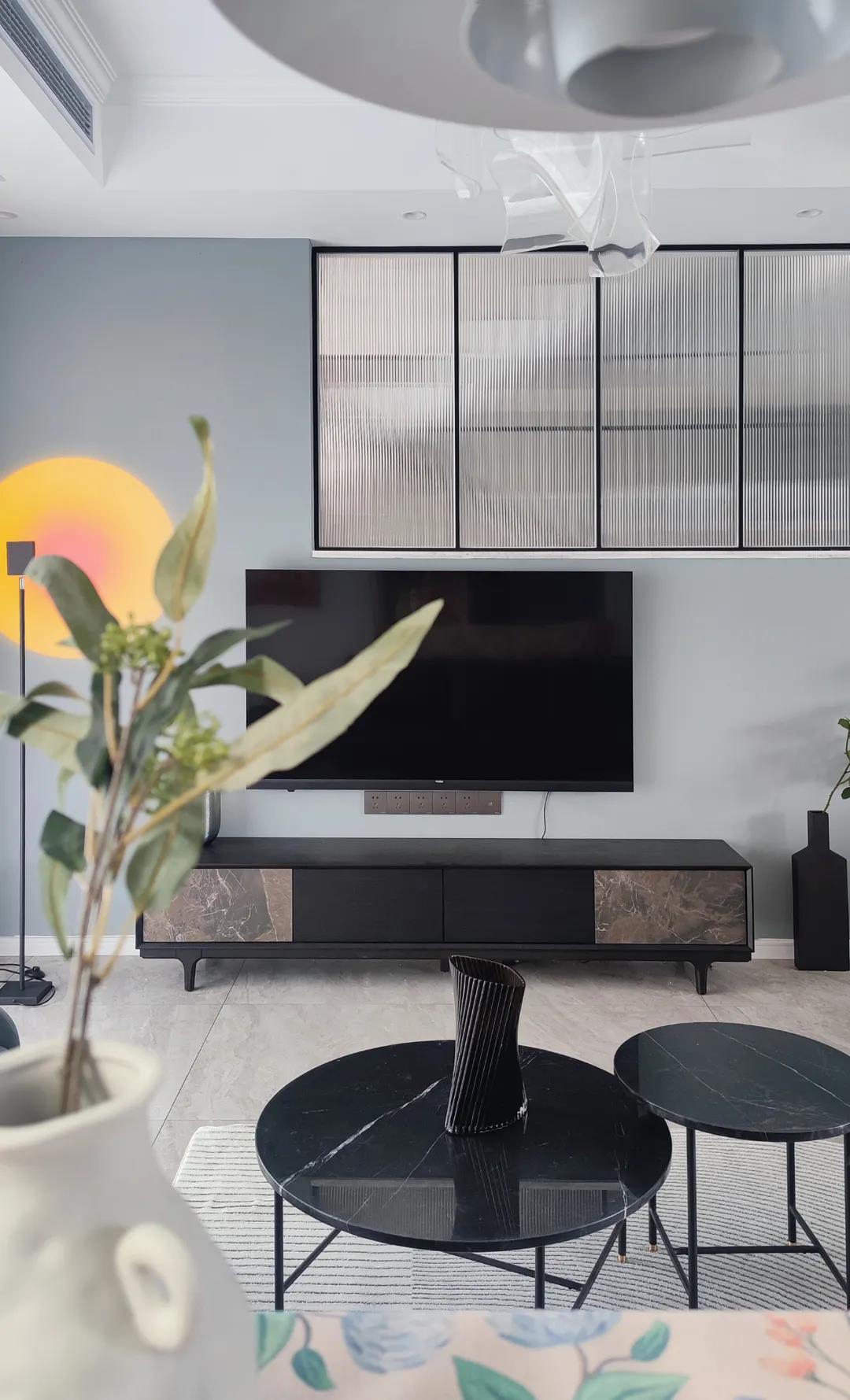 獨立套間、休閑書吧、頂樓陽臺，這個復式房超全能！