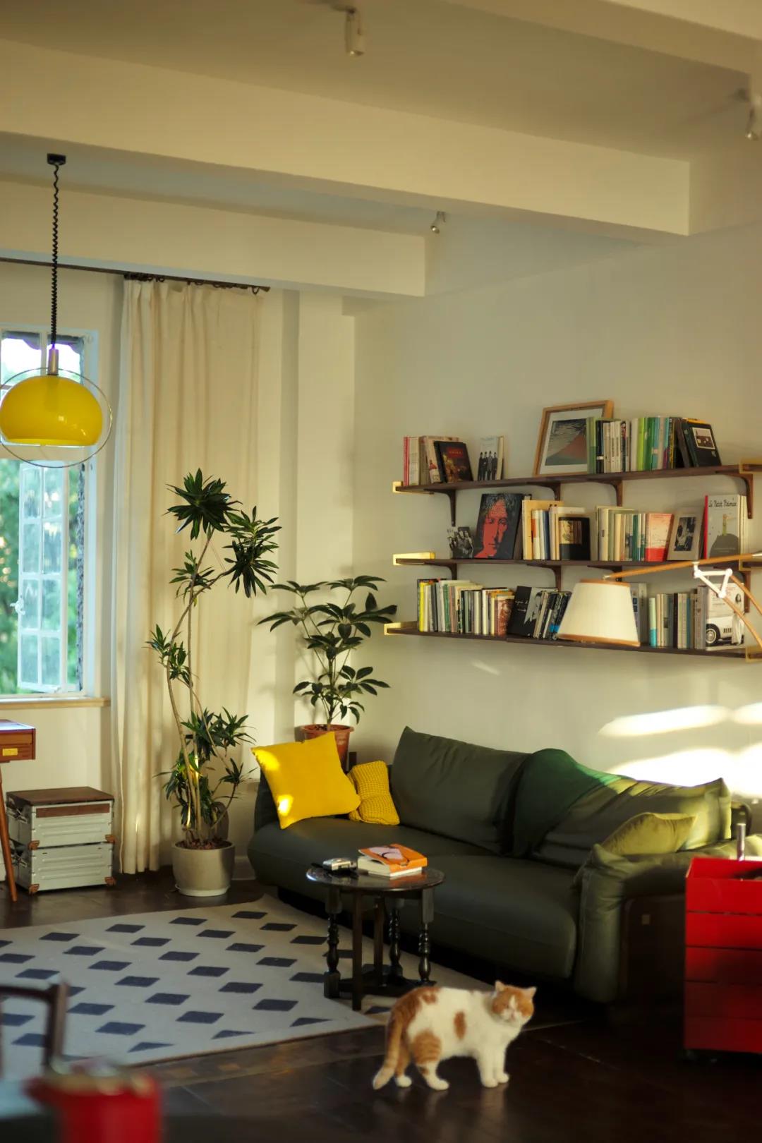 這屆情侶有多會住？格子門窗日光浴，隨性又自由	