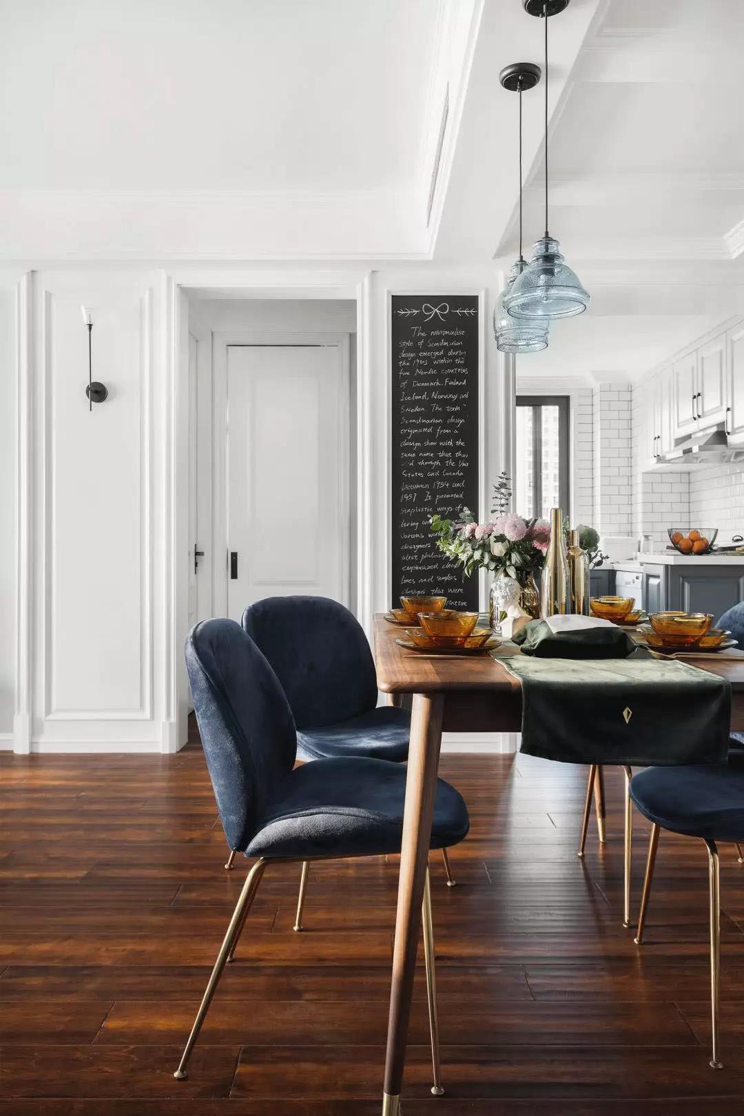 入住4年她家不過時，復古搭配、空間設計經驗都是一絕