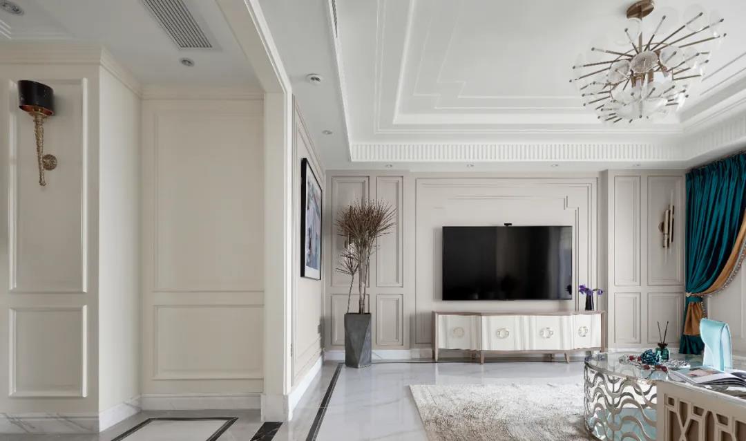 老氣精裝房變身「奢華大宅」，讓人羨慕的顏值天花板！