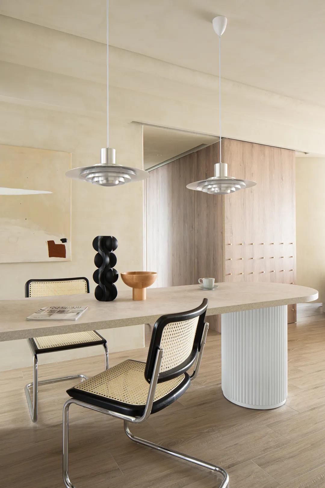 95㎡奶油宅搞出30㎡收納空間，再也不用哭著斷舍離	