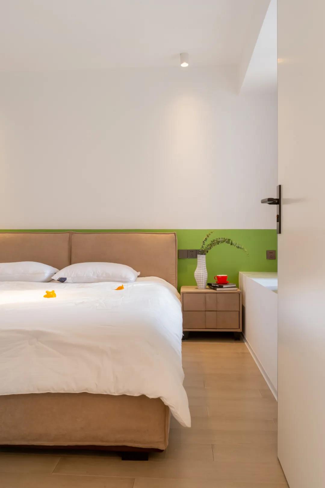 好設計丨昏暗的95㎡老房，竟改成「奶茶色」清新Home~