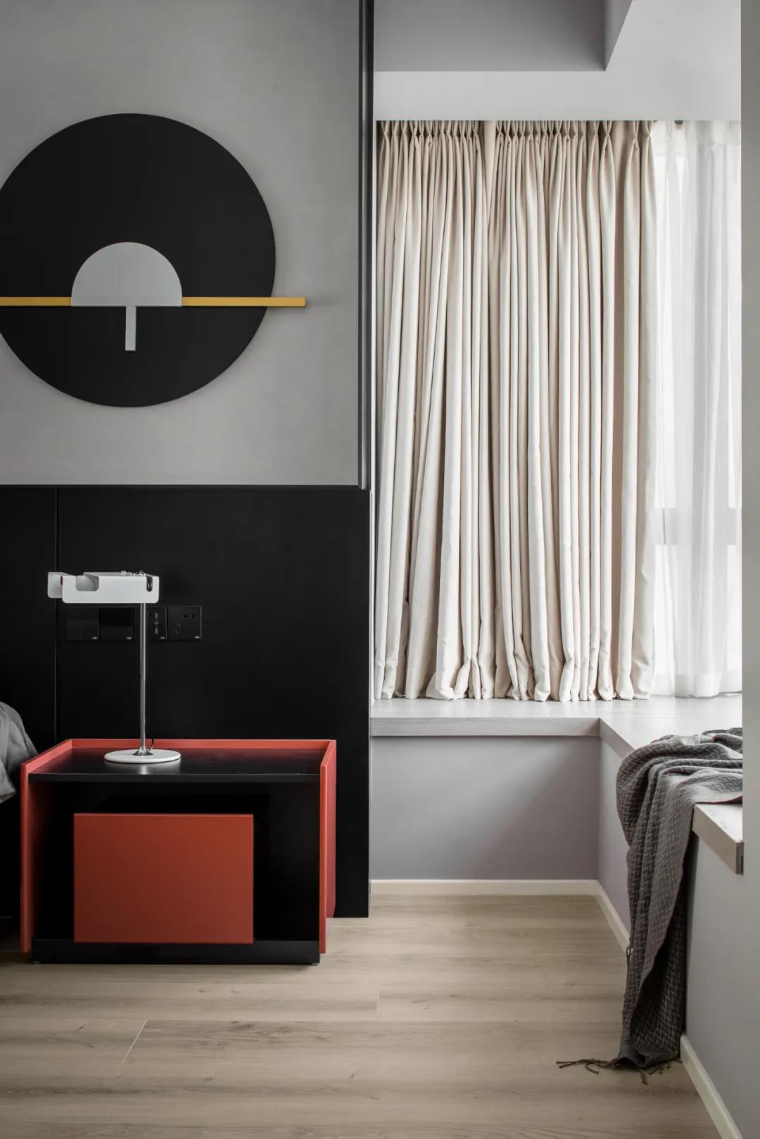 超強(qiáng)隱形收納+絕美落地窗景，這個(gè)搭配范本必看！	