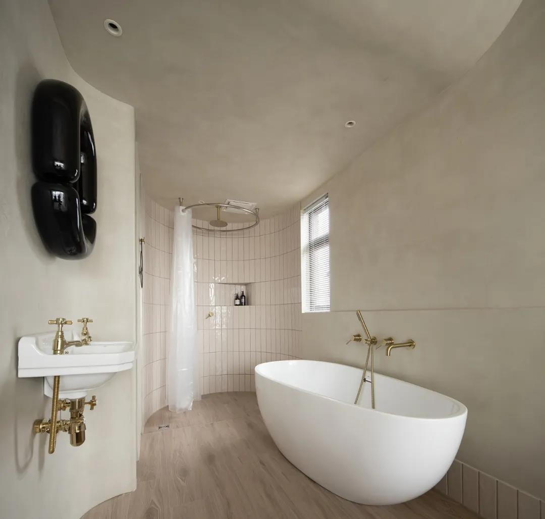 95㎡奶油宅搞出30㎡收納空間，再也不用哭著斷舍離	