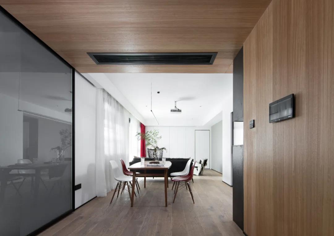 有了孩子難免臟亂差？看看這個低預算の極致清爽家	