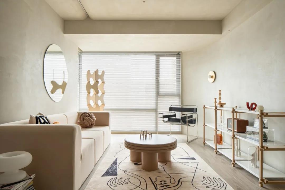 95㎡奶油宅搞出30㎡收納空間，再也不用哭著斷舍離	