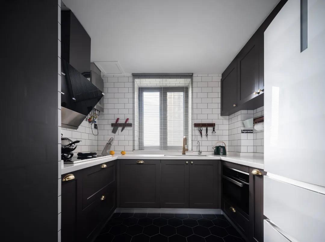 無玄關(guān)這樣裝美上天，LDK+玻璃書房，舒適度滿分答卷！