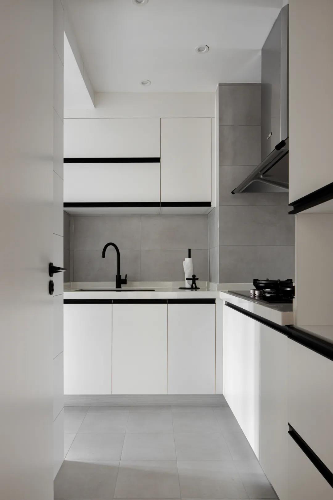 陽臺、主臥墻全拆？60㎡搖身一變大平層，看呆婆婆！	