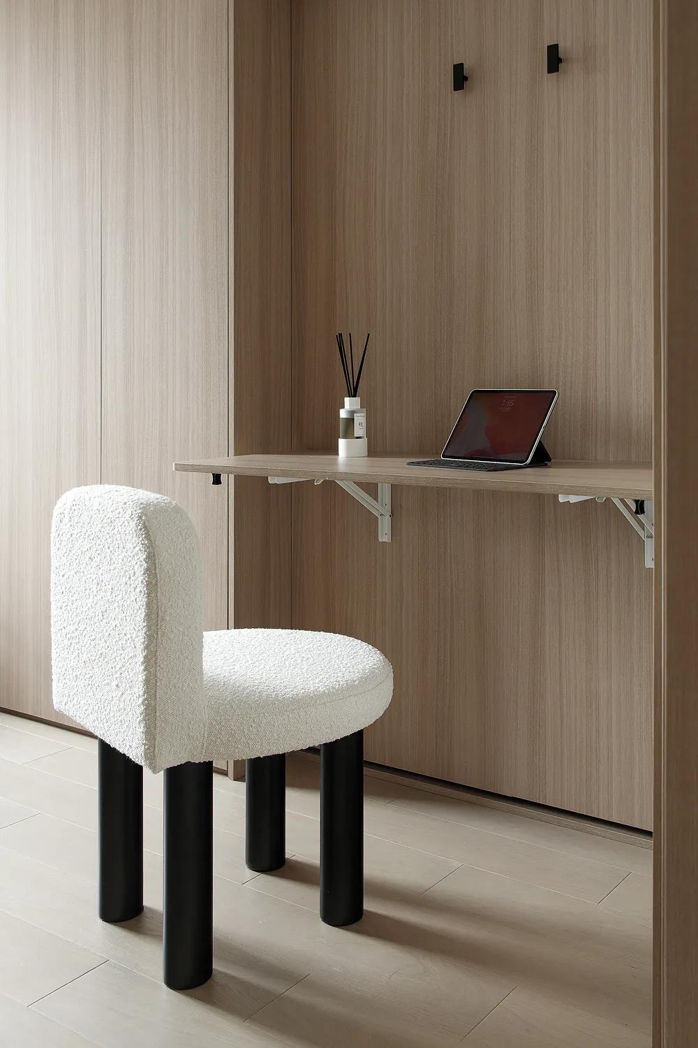 獨居房LV10玩家：112㎡客廳圖書館+露天浴室の詩意幸福