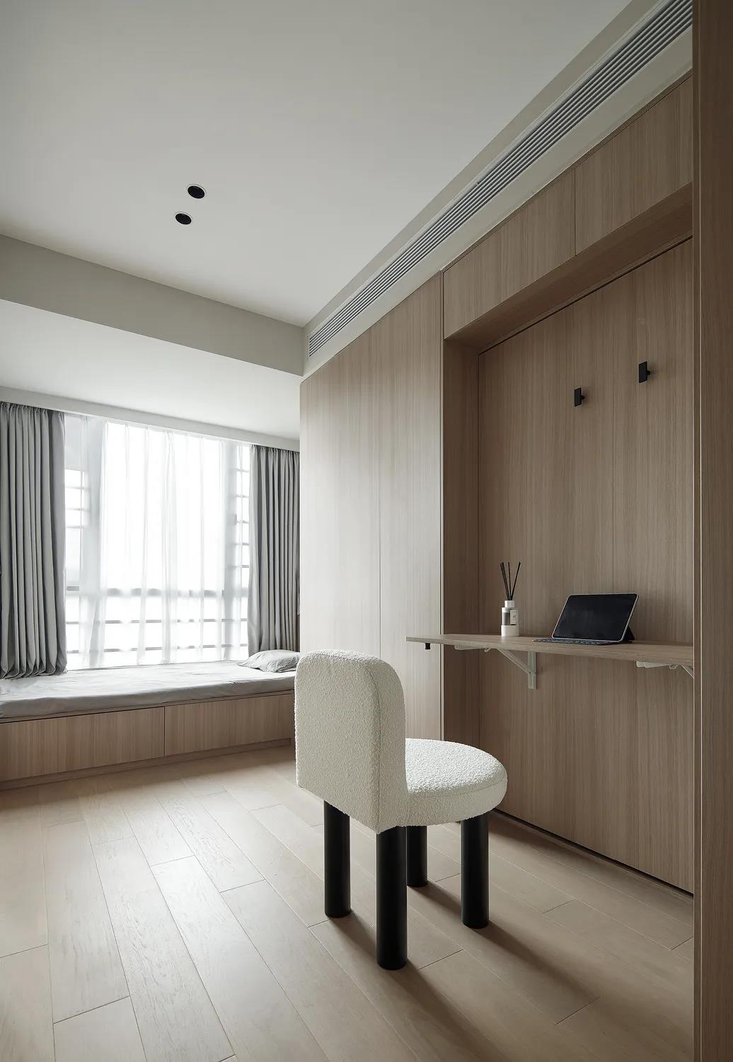 獨居房LV10玩家：112㎡客廳圖書館+露天浴室の詩意幸福