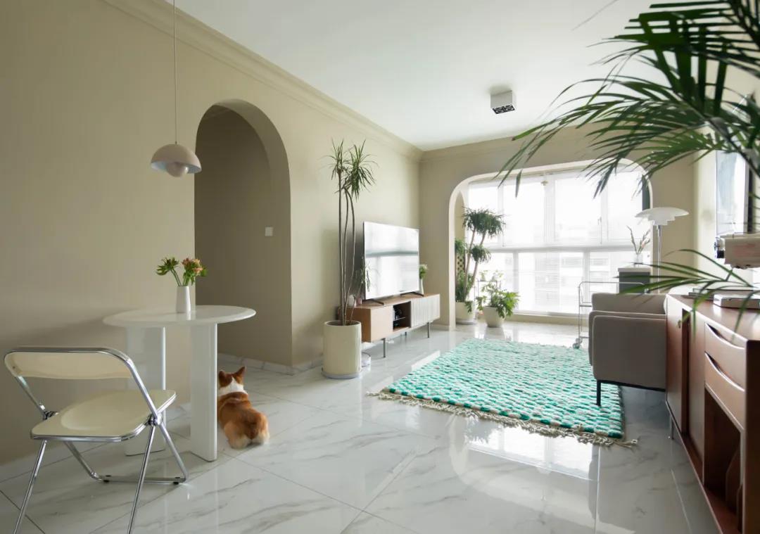 護照已打滿一本，她改造94㎡拱形門之家，靠文藝出圈	