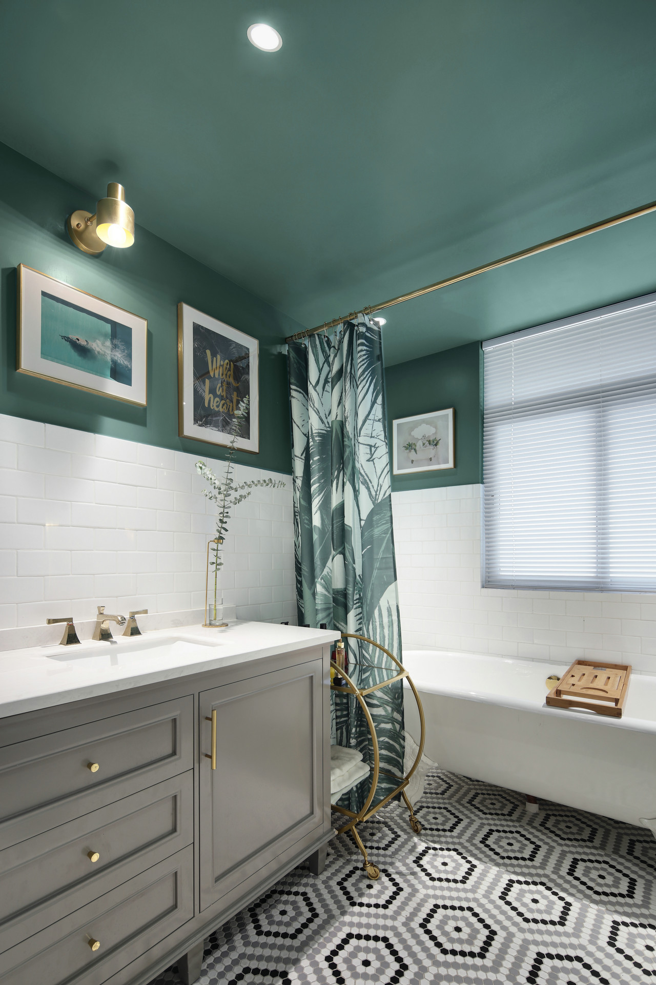 30歲乘風破浪的獨居生活，她說家有一萬種美的可能