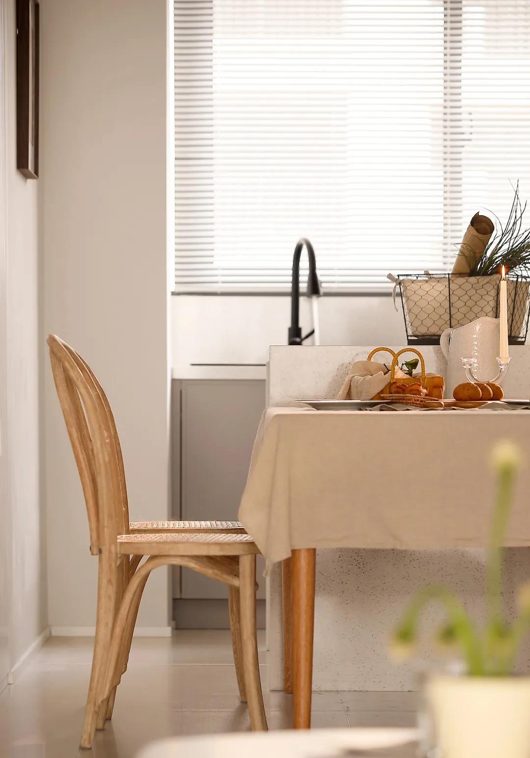 鄭州98㎡『奶油系』美宅，兩代人清爽安居無負(fù)擔(dān)！